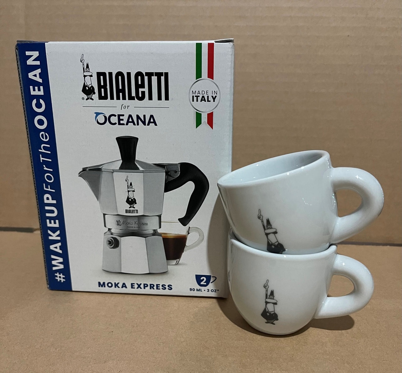 Bialetti Moka Express 2 Cup (90 ml coffee) Stovetop Coffee Maker
